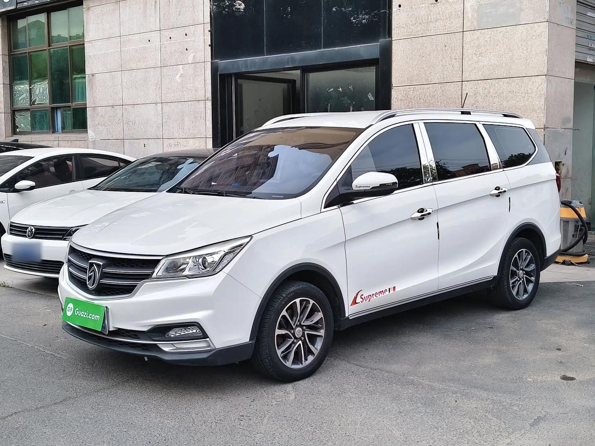 Baojun 730 2019 1.5T CVT Fashion Model 7 Seats China VI Emission Standard — миниатюра 1
