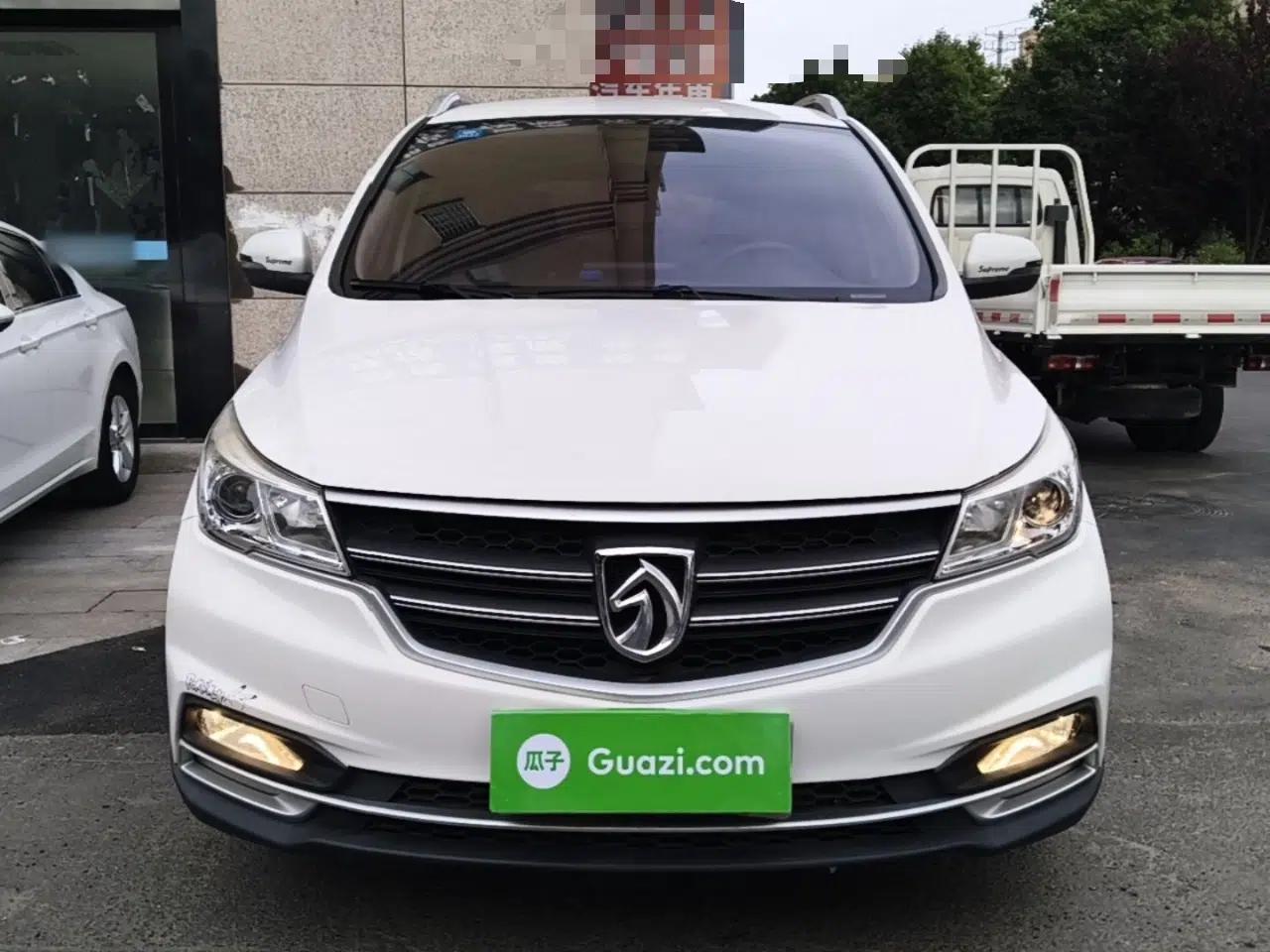 Baojun 730 2019 1.5T CVT Fashion Model 7 Seats China VI Emission Standard — миниатюра 2