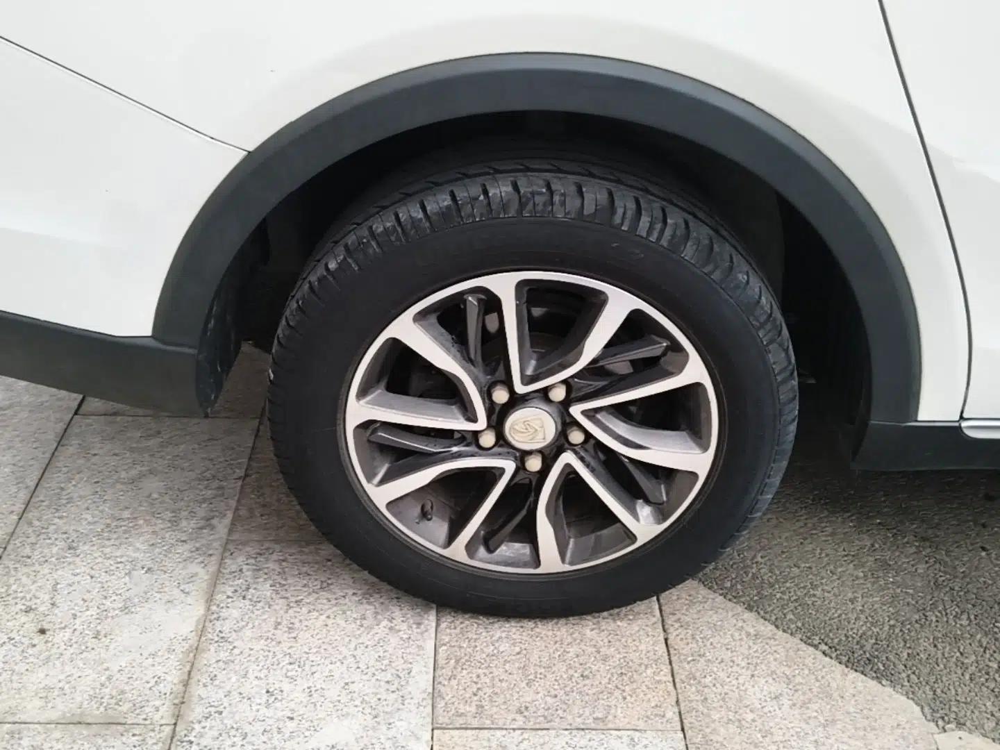 Baojun 730 2019 1.5T CVT Fashion Model 7 Seats China VI Emission Standard — миниатюра 11