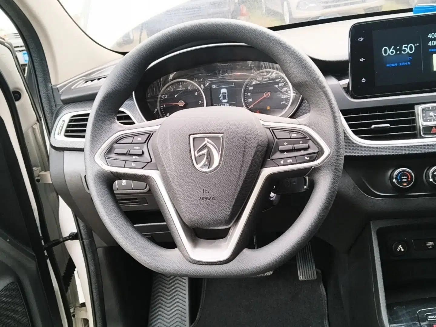 Baojun 730 2019 1.5T CVT Fashion Model 7 Seats China VI Emission Standard — миниатюра 13