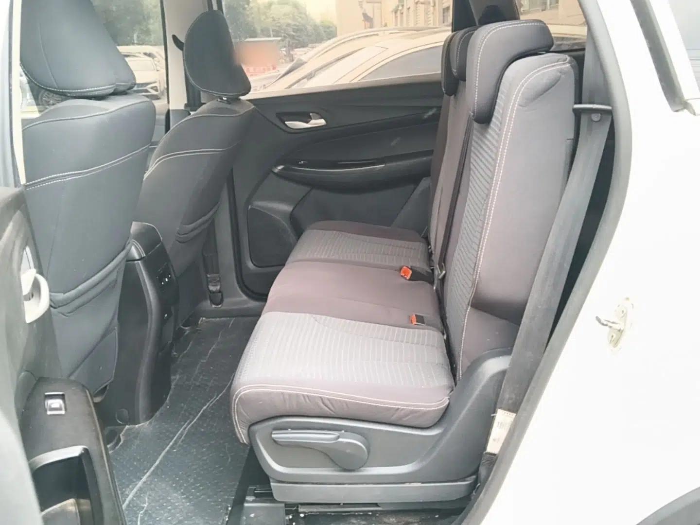 Baojun 730 2019 1.5T CVT Fashion Model 7 Seats China VI Emission Standard — миниатюра 20