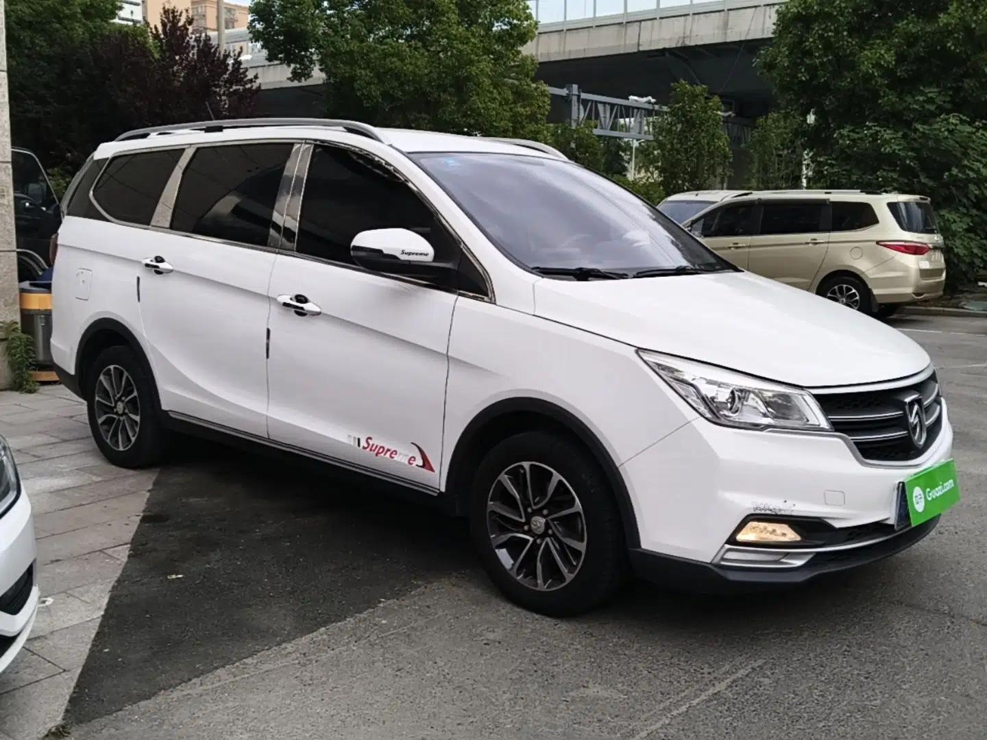 Baojun 730 2019 1.5T CVT Fashion Model 7 Seats China VI Emission Standard — миниатюра 3
