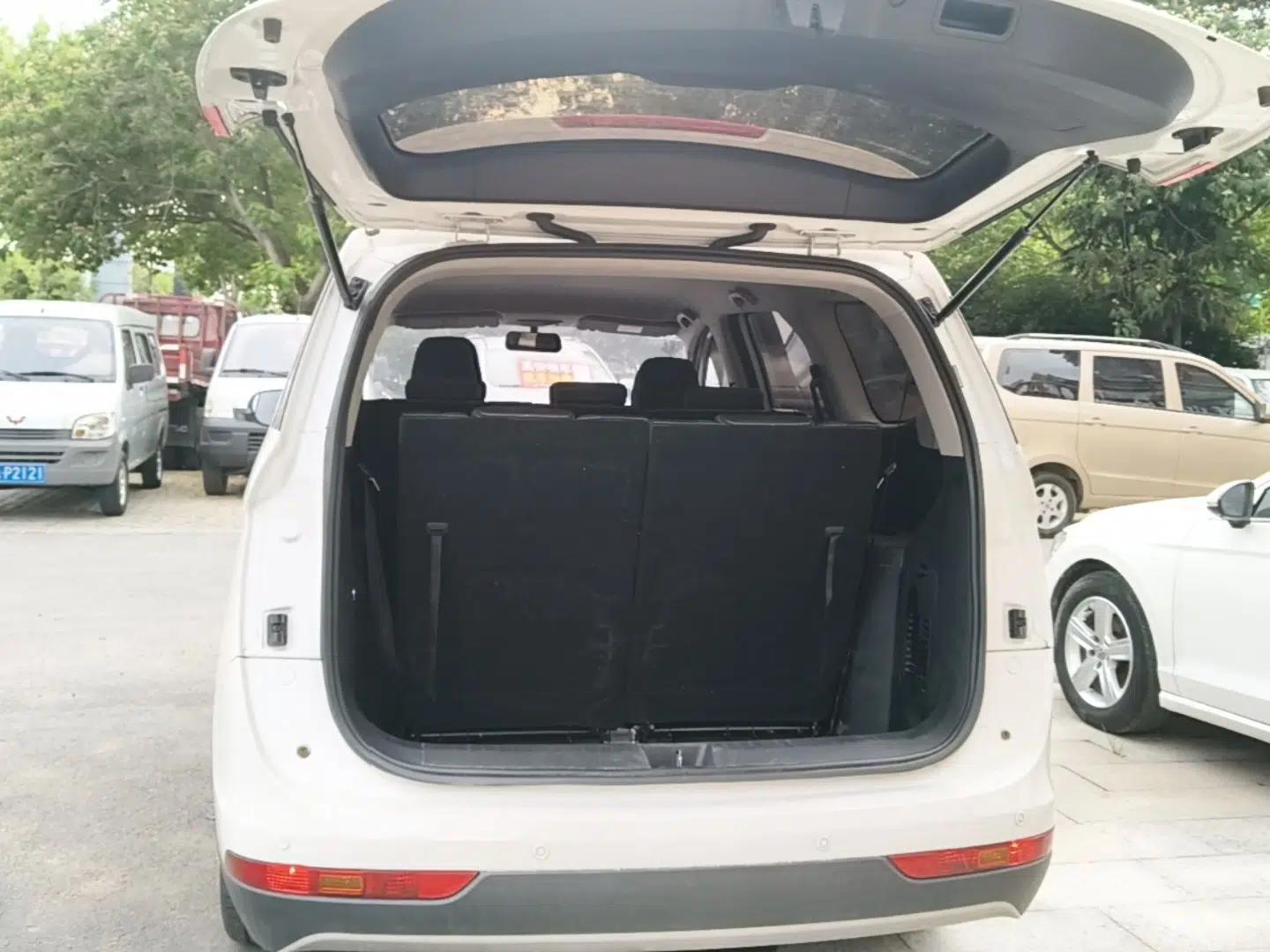 Baojun 730 2019 1.5T CVT Fashion Model 7 Seats China VI Emission Standard — миниатюра 22
