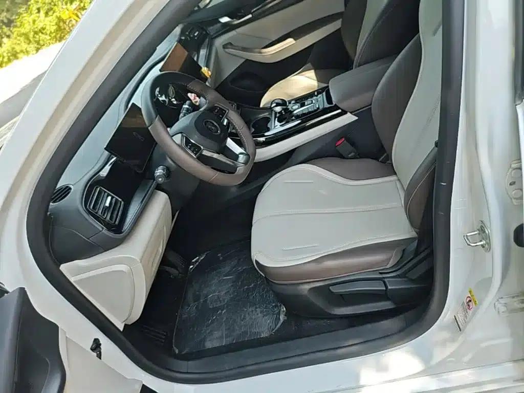 Qin PLUS 2024 Glory Edition DM-i 55KM Leading Model — миниатюра 15