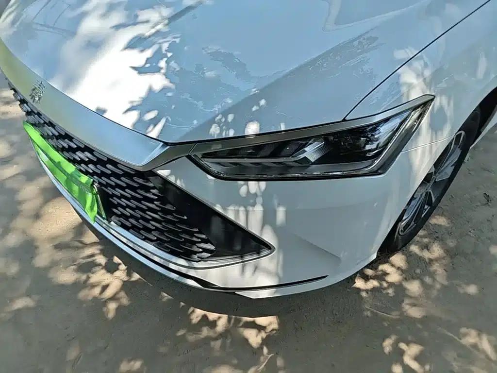 Qin PLUS 2024 Glory Edition DM-i 55KM Leading Model — миниатюра 24