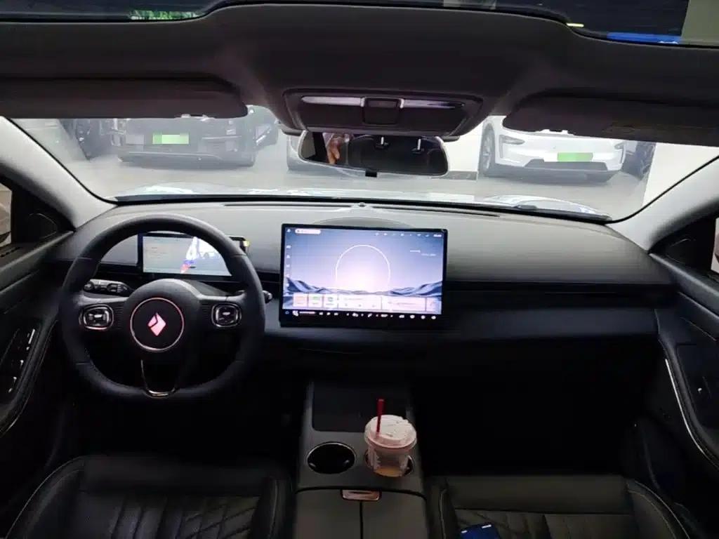Baojun Enjoy 2025 Pure Electric 600km Luxury Edition — миниатюра 10