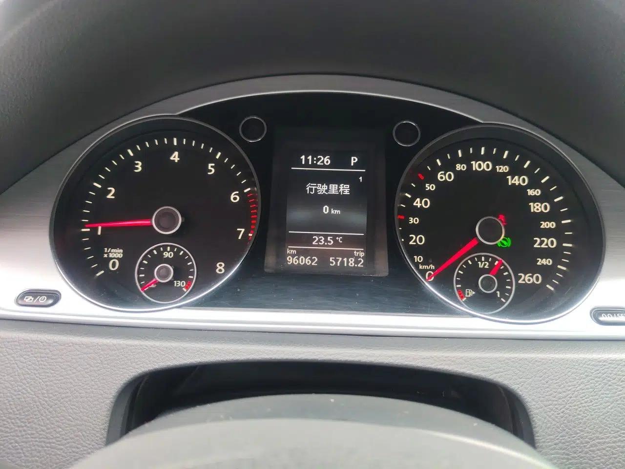 Volkswagen Magotan 2015 1.8TSI Advanced Model — миниатюра 11