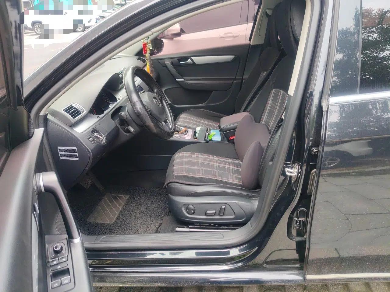 Volkswagen Magotan 2015 1.8TSI Advanced Model — миниатюра 15