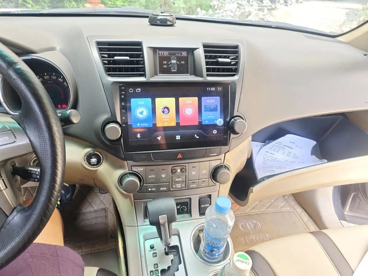 Toyota Highlander 2009 2.7L Two-Wheel Drive 7-Seater Luxury Edition — миниатюра 13