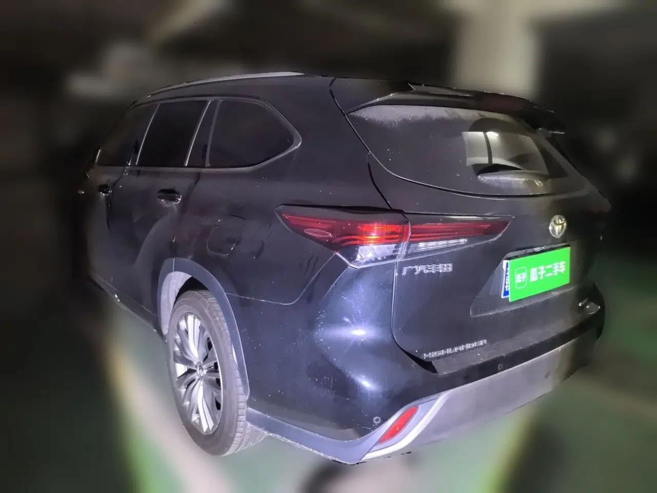 Toyota Highlander 2022 Dual-Engine 2.5L Four-Wheel Drive Prestige Version 7 Seats — миниатюра 4