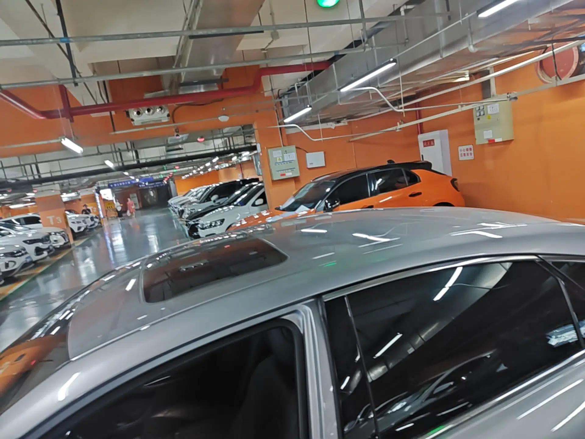 Toyota Avalon 2019 2.0L Luxury Edition China VI Standard — миниатюра 7