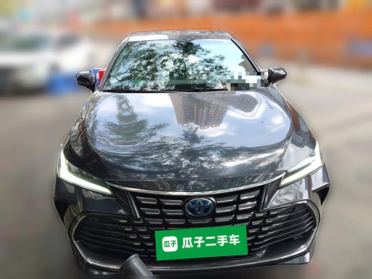 Toyota Avalon 2022 Dual-Engine 2.5L Luxury Edition — миниатюра 2