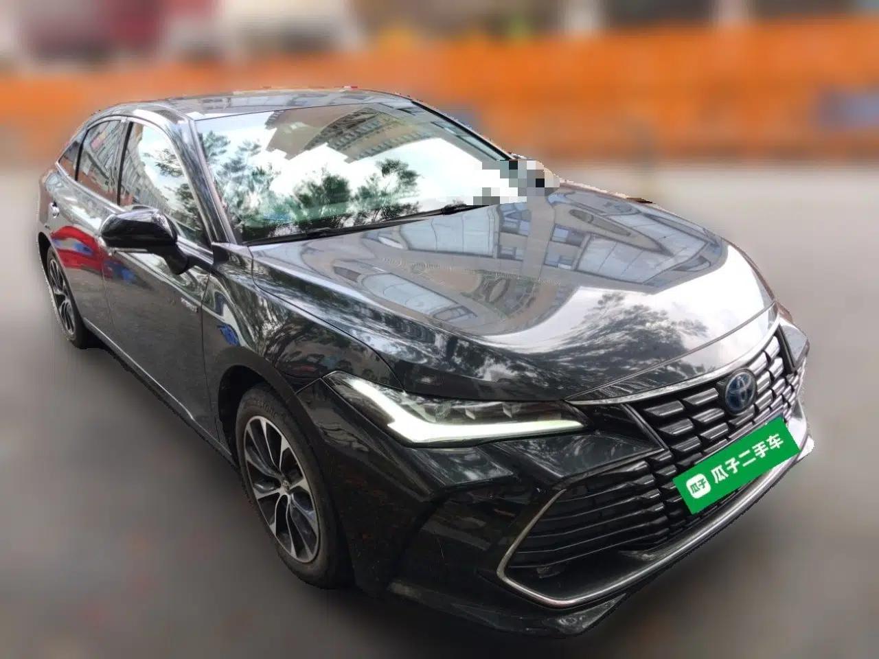 Toyota Avalon 2022 Dual-Engine 2.5L Luxury Edition — миниатюра 3