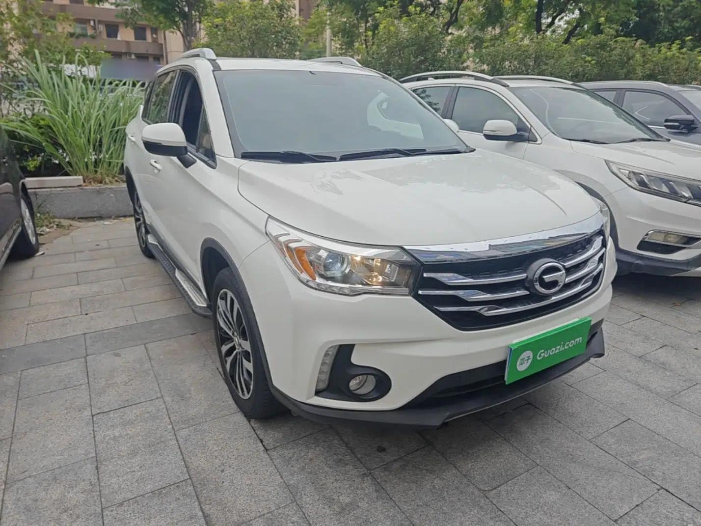 GAC Trumpchi GS4 2016 235T G-DCT Luxury Edition — миниатюра 3