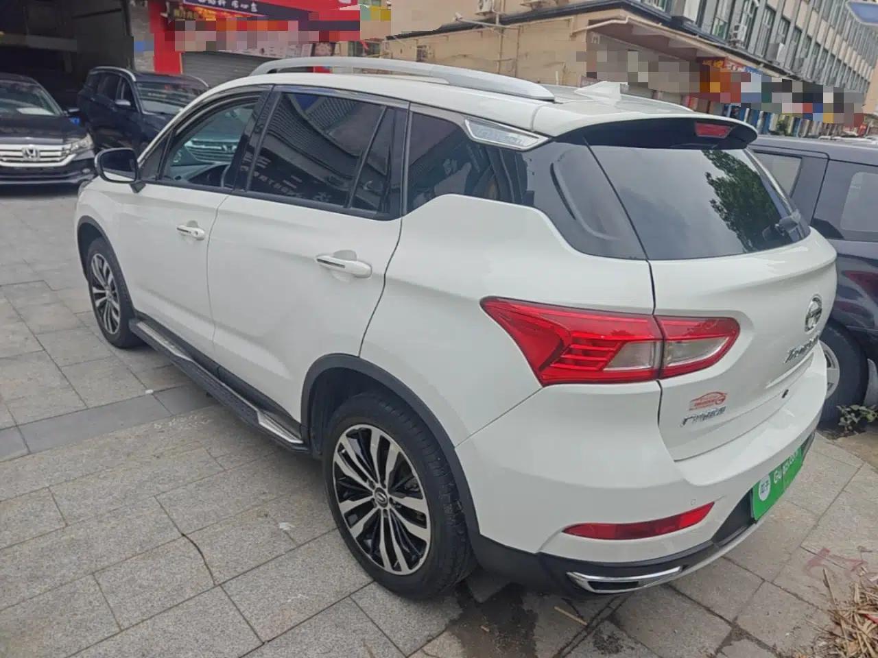 GAC Trumpchi GS4 2016 235T G-DCT Luxury Edition — миниатюра 4