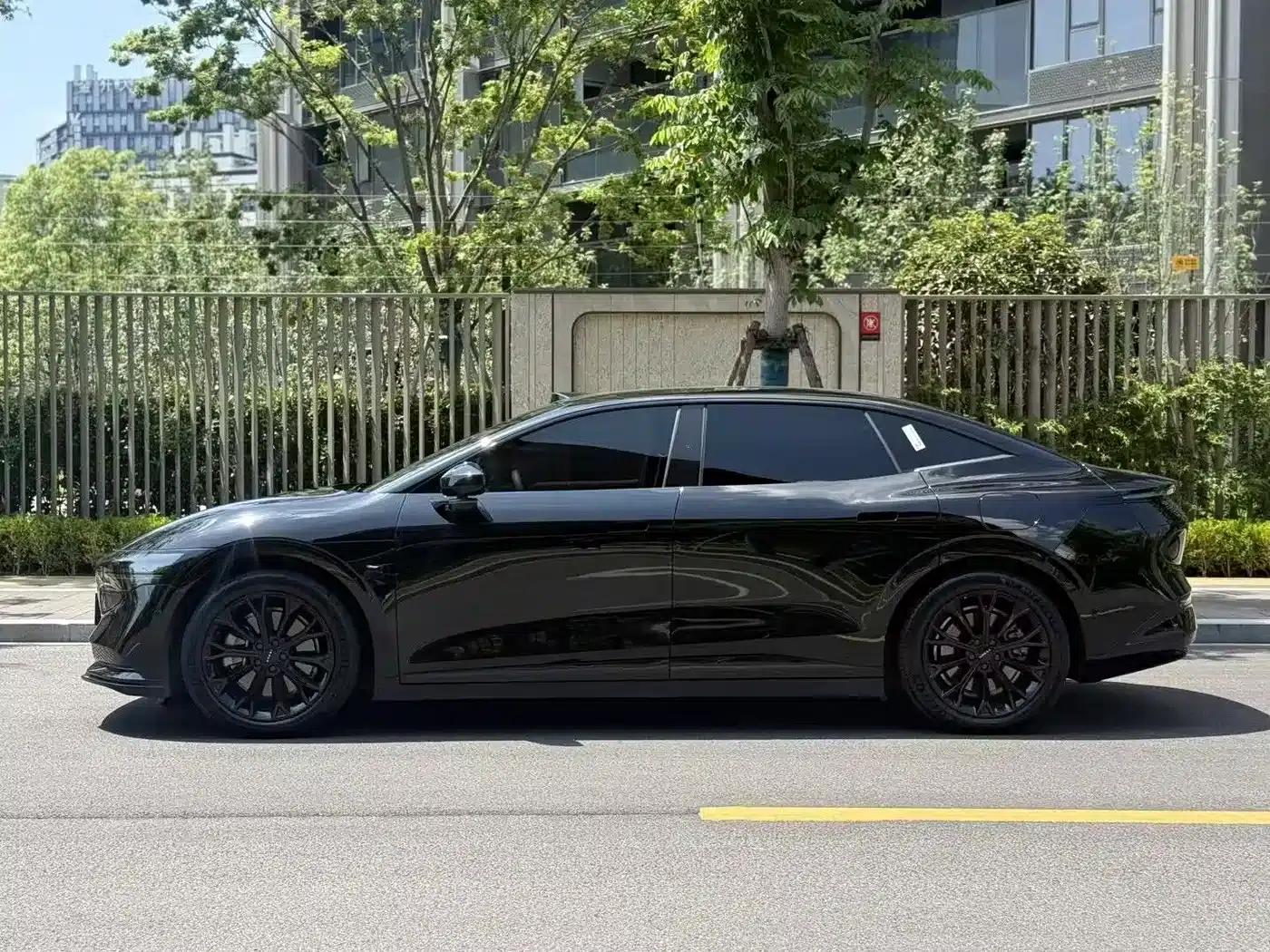Extreme Krypton 007 2025 Rear-Wheel Drive Intelligent Driving Edition 75kWh — миниатюра 3