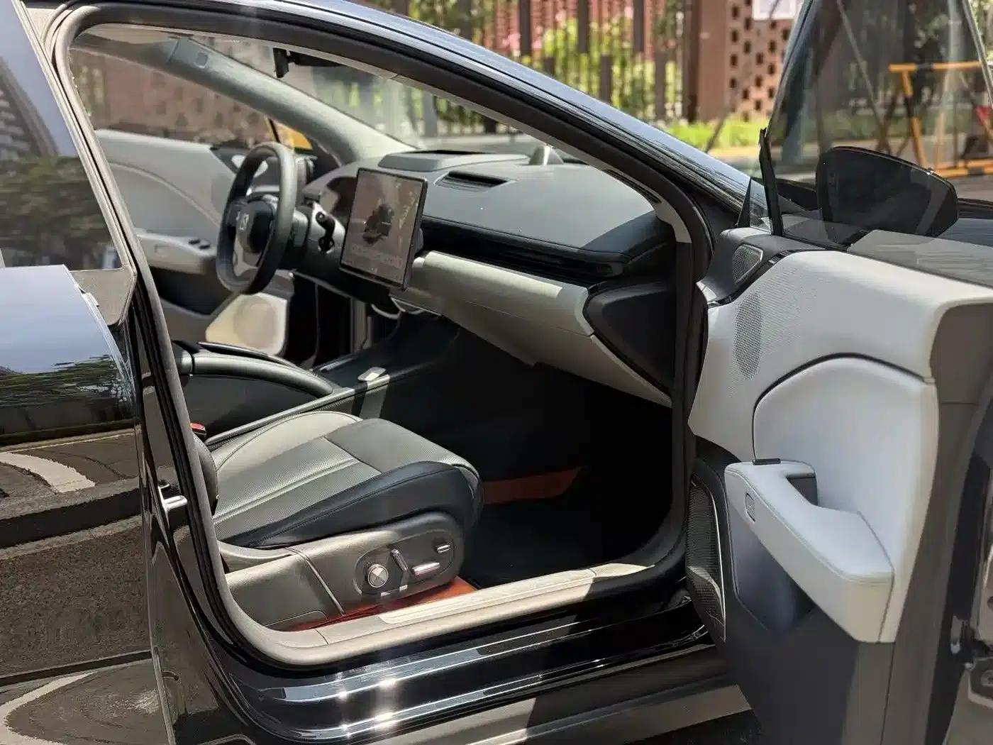 Extreme Krypton 007 2025 Rear-Wheel Drive Intelligent Driving Edition 75kWh — миниатюра 8