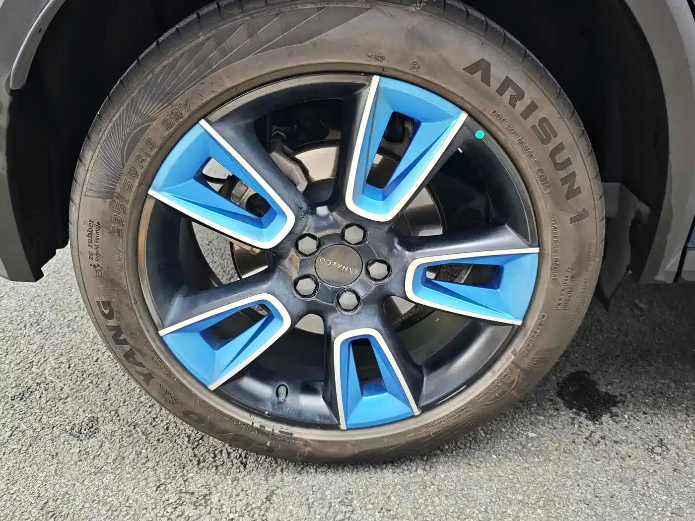 Lynk & Co 01 2021 2.0TD Two-Wheel Drive Pro — миниатюра 22