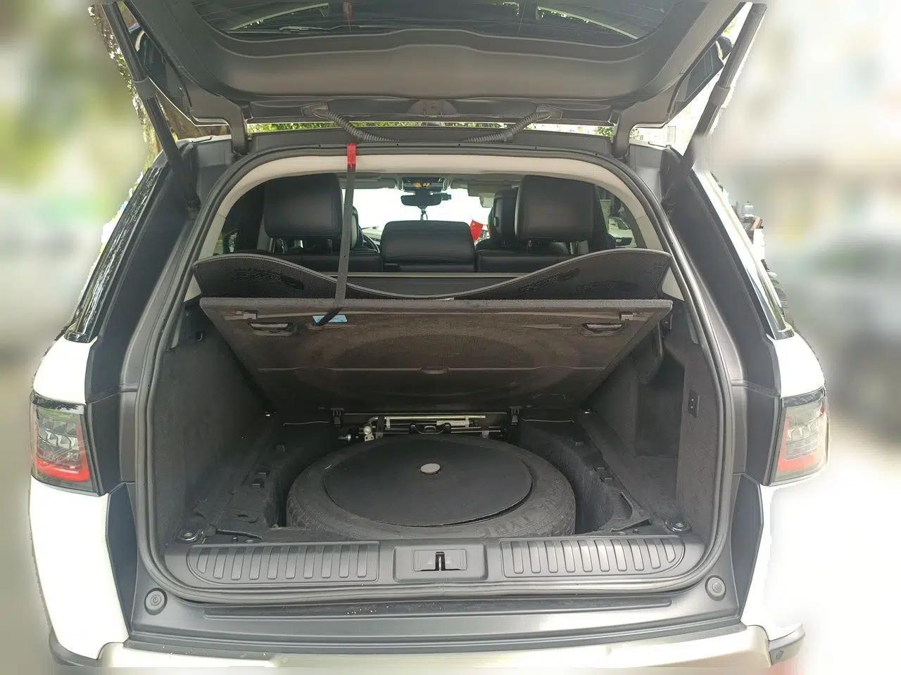 Land Rover Range Sport — миниатюра 19