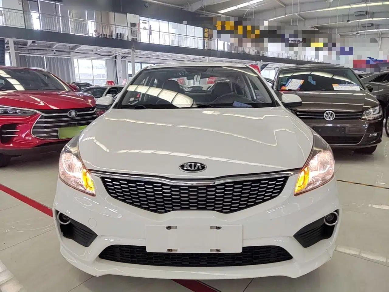 Kia K2 2017 Sedan 1.4L Automatic Transmission 15th Anniversary Special Edition GLS — миниатюра 2