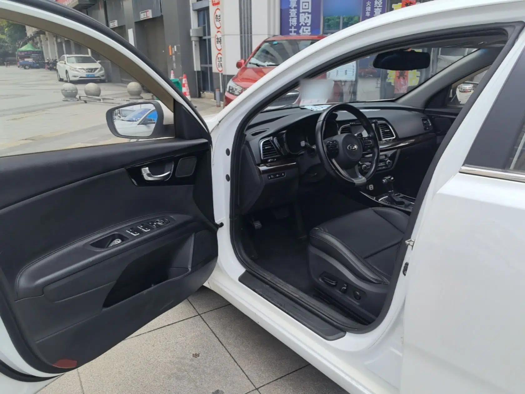 Kia K4 2015 1.8L Automatic DLX Special — миниатюра 18