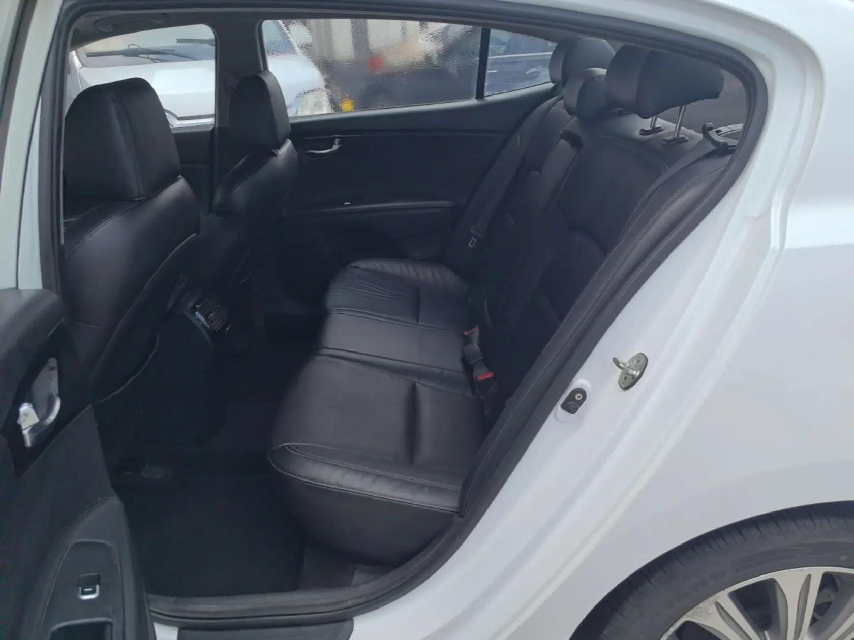 Kia K4 2015 1.8L Automatic DLX Special — миниатюра 20