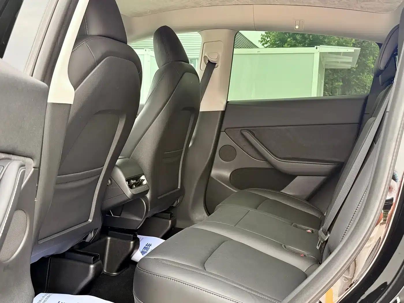 Model Y 2022 Facelift Rear-Wheel Drive Version — миниатюра 13