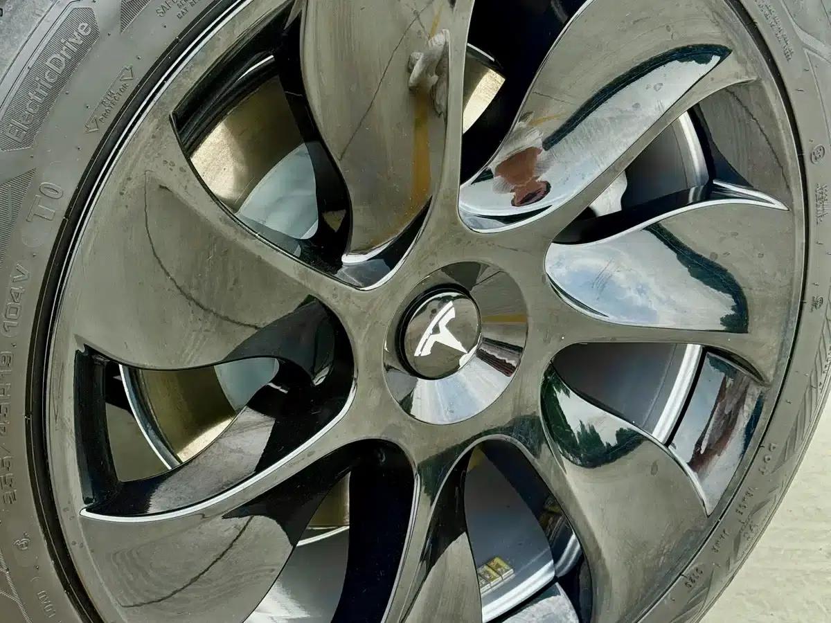 Model Y 2022 Facelift Rear-Wheel Drive Version — миниатюра 17