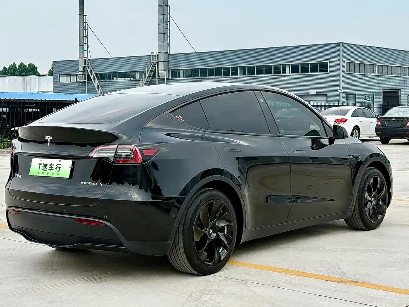 Model Y 2022 Facelift Rear-Wheel Drive Version — миниатюра 5