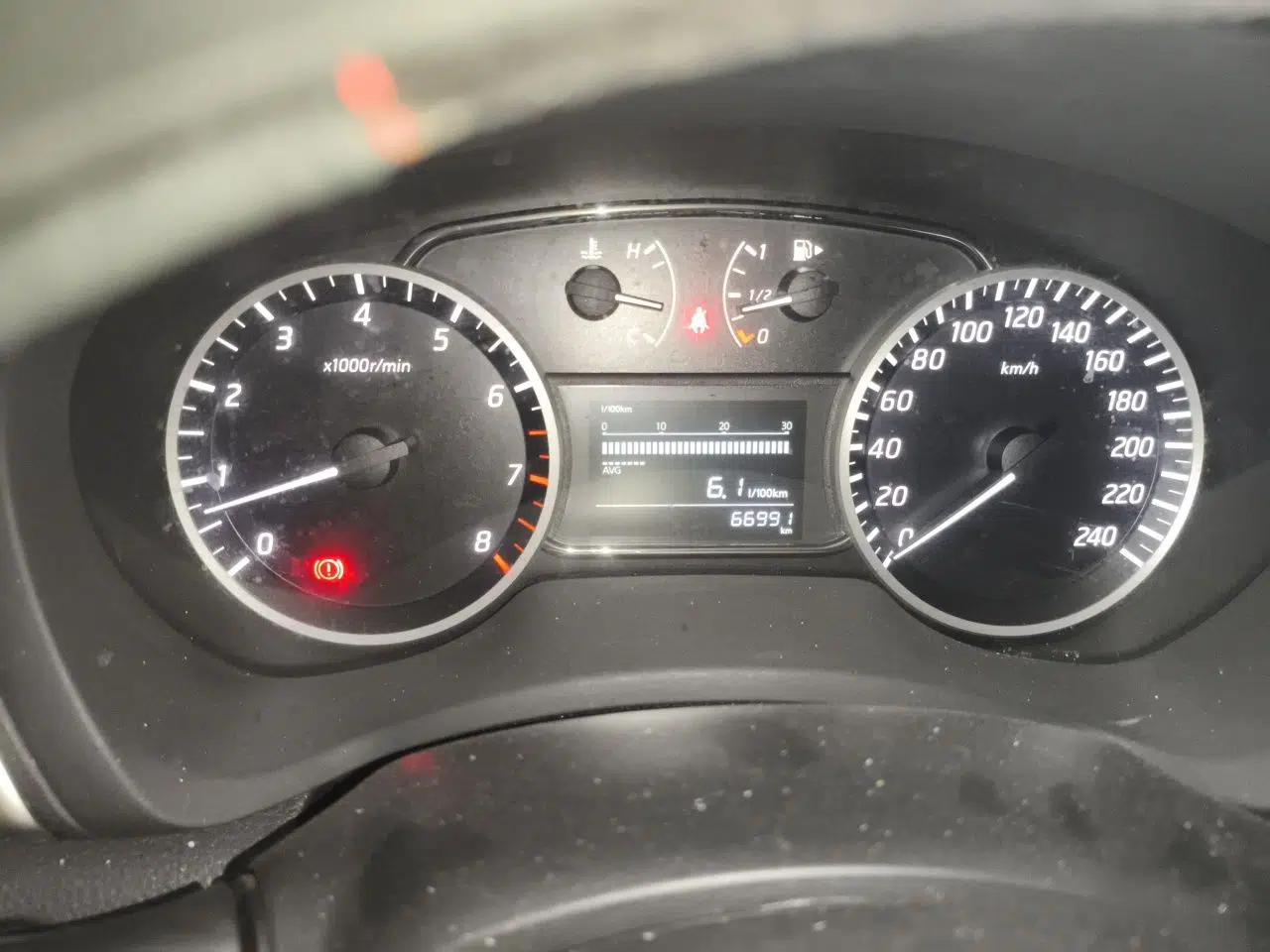 Nissan Sylphy 2021 Classic 1.6XE Manual Comfort Edition — миниатюра 11
