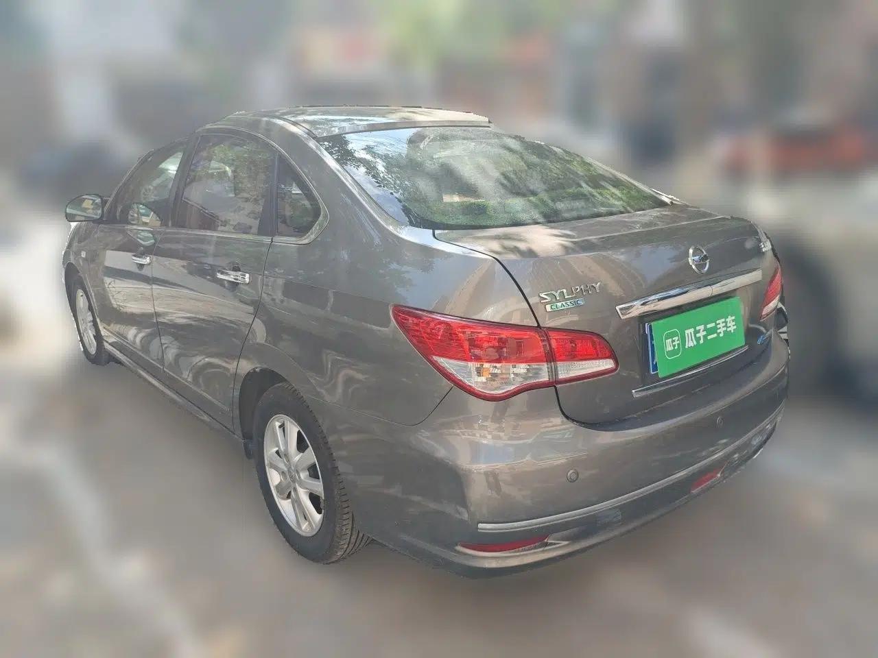 Nissan Sylphy 2018 Classic 1.6XE+ CVT Leading Edition — миниатюра 4