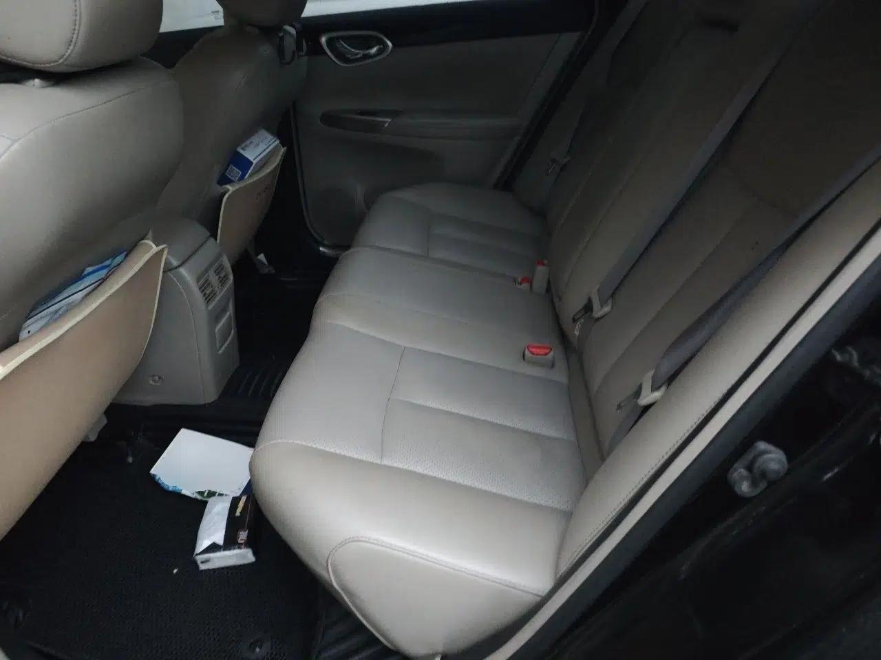 Nissan Sylphy 2016 1.8XV CVT Prestige Edition — миниатюра 17