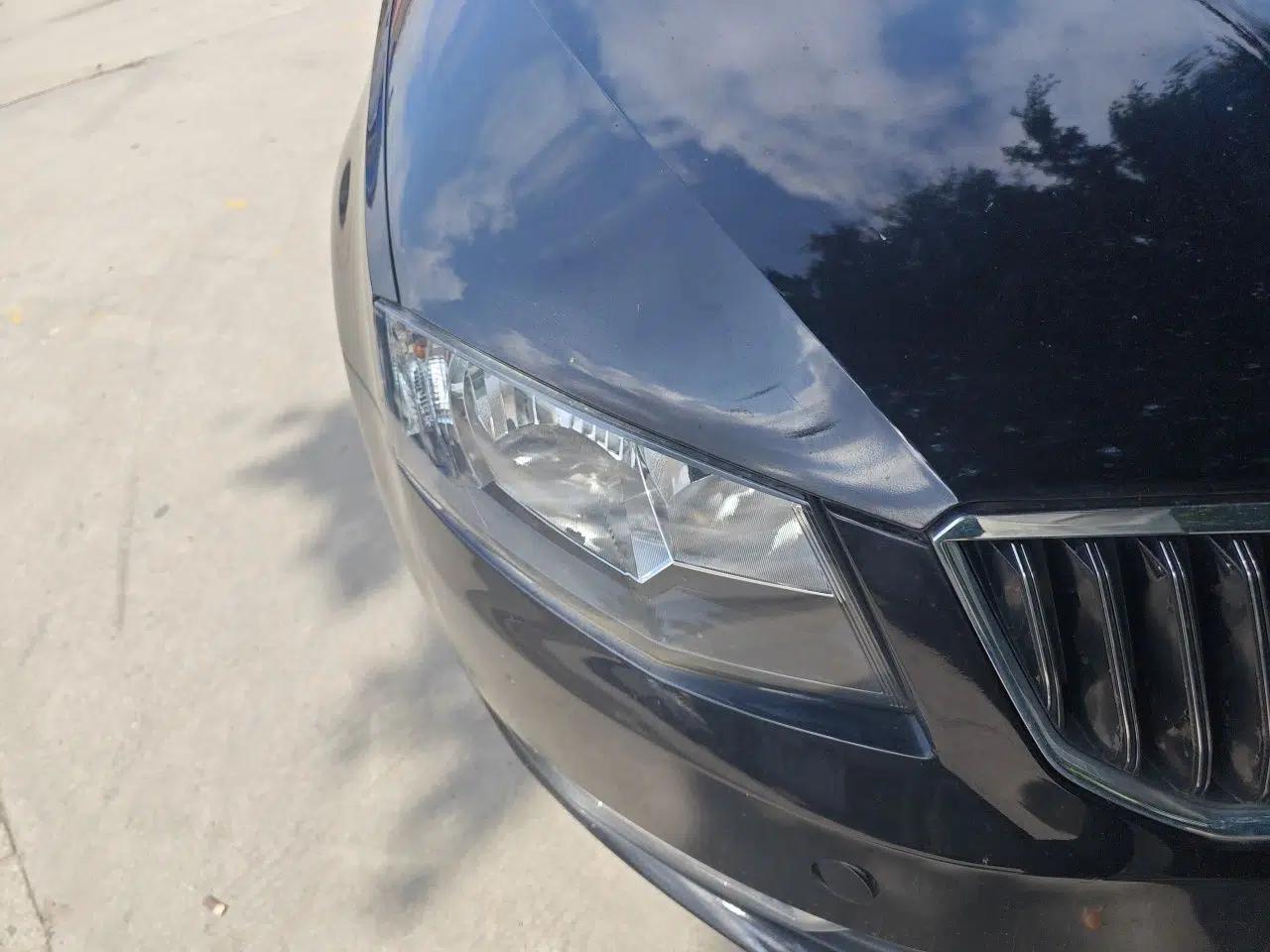 Skoda Octavia 2015 1.6L Automatic Yijie Edition — миниатюра 7