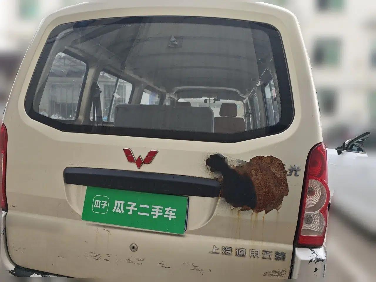 Wuling Rongguang 2012 1.5L Extended Basic Version — миниатюра 5