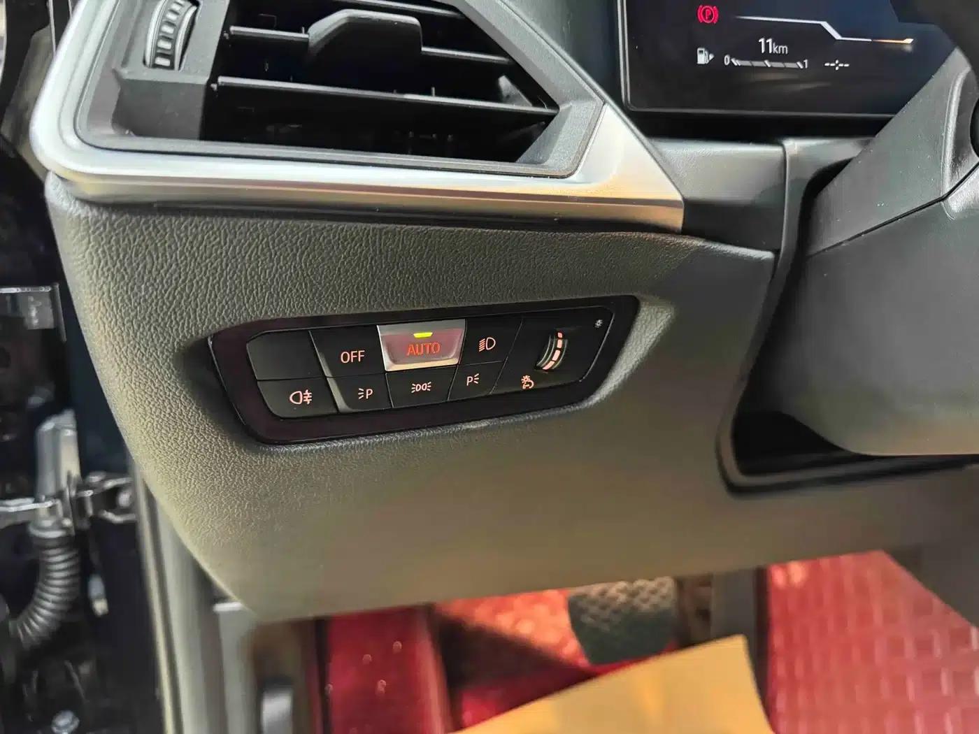 2023 BMW 3 Series 325Li M Sport Package — миниатюра 10