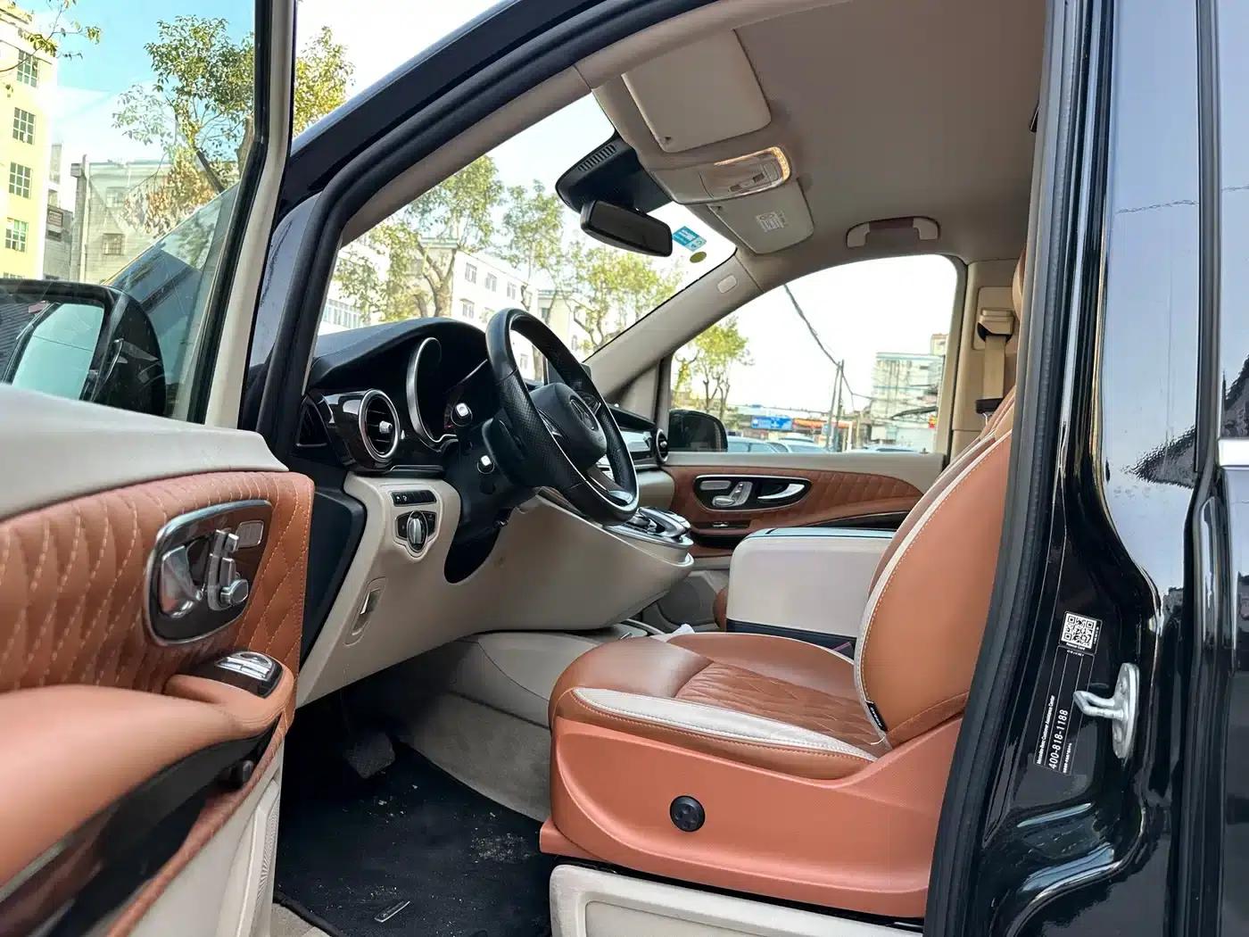 Mercedes-Benz V-Class 2018 V 260 L Premium Extended Edition (China VI Emission Standard) — миниатюра 8