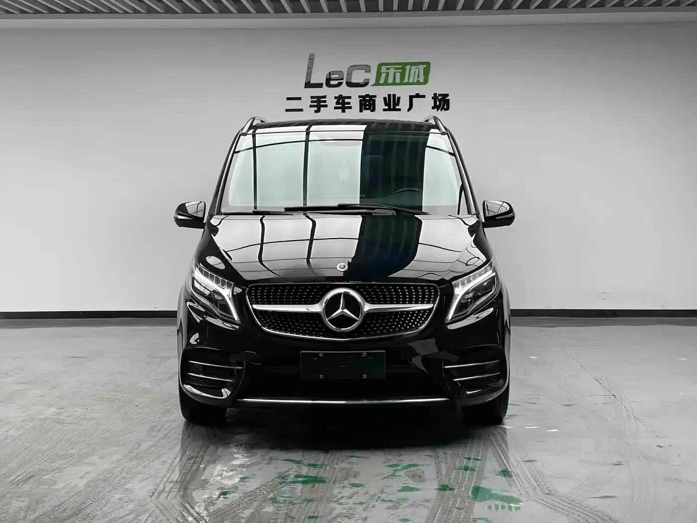 Mercedes-Benz V-Class 2022 V 260 L Long Wheelbase Luxury Edition — миниатюра 2