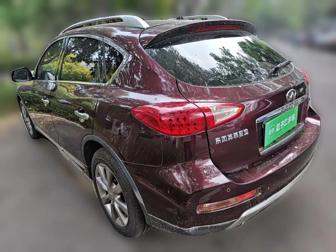 Infiniti QX50 2015 2.5L Comfort Edition — миниатюра 4