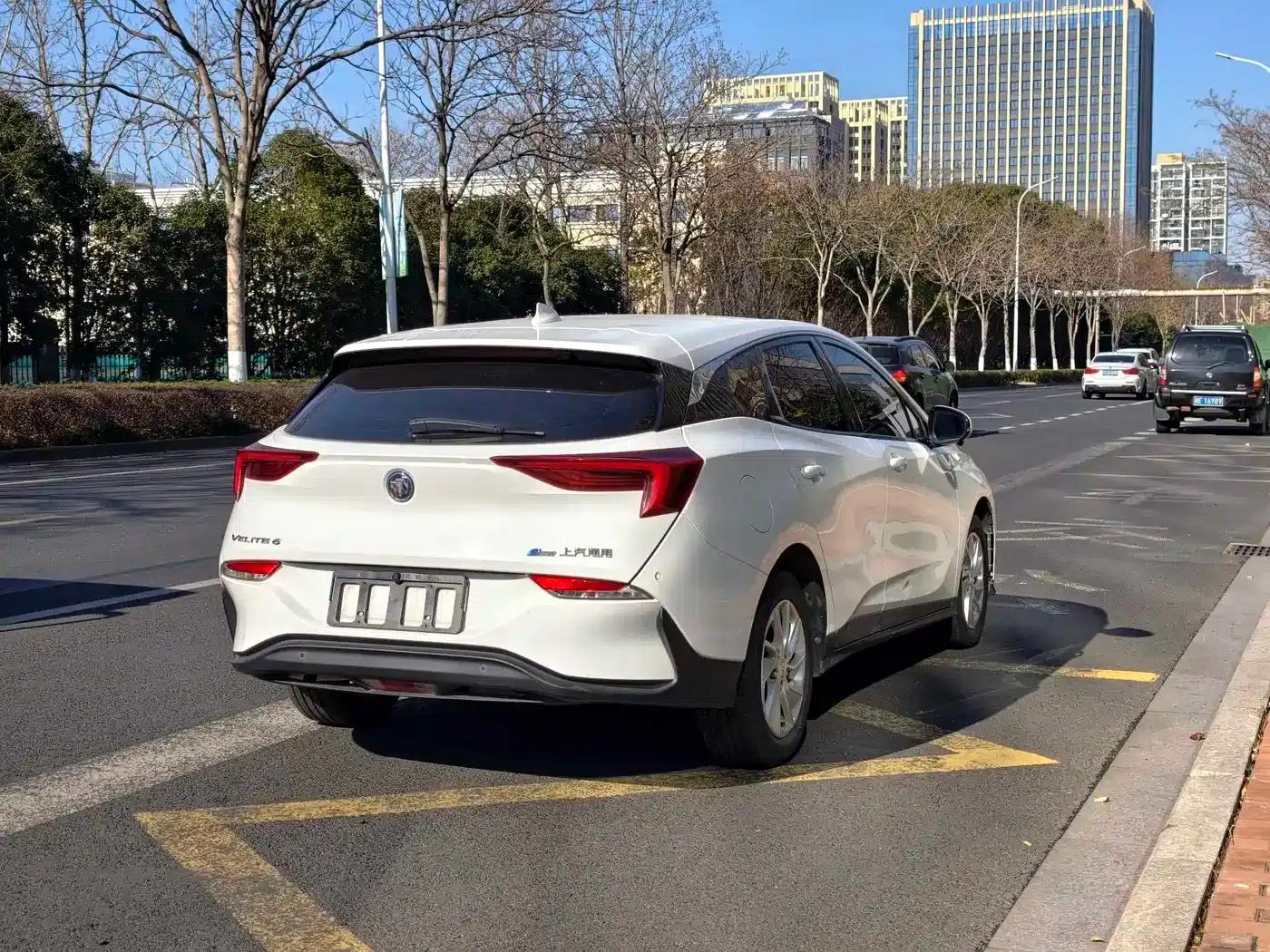 Buick Velite 6 2022 Plug-in Hybrid Connected Fashion Edition — миниатюра 5