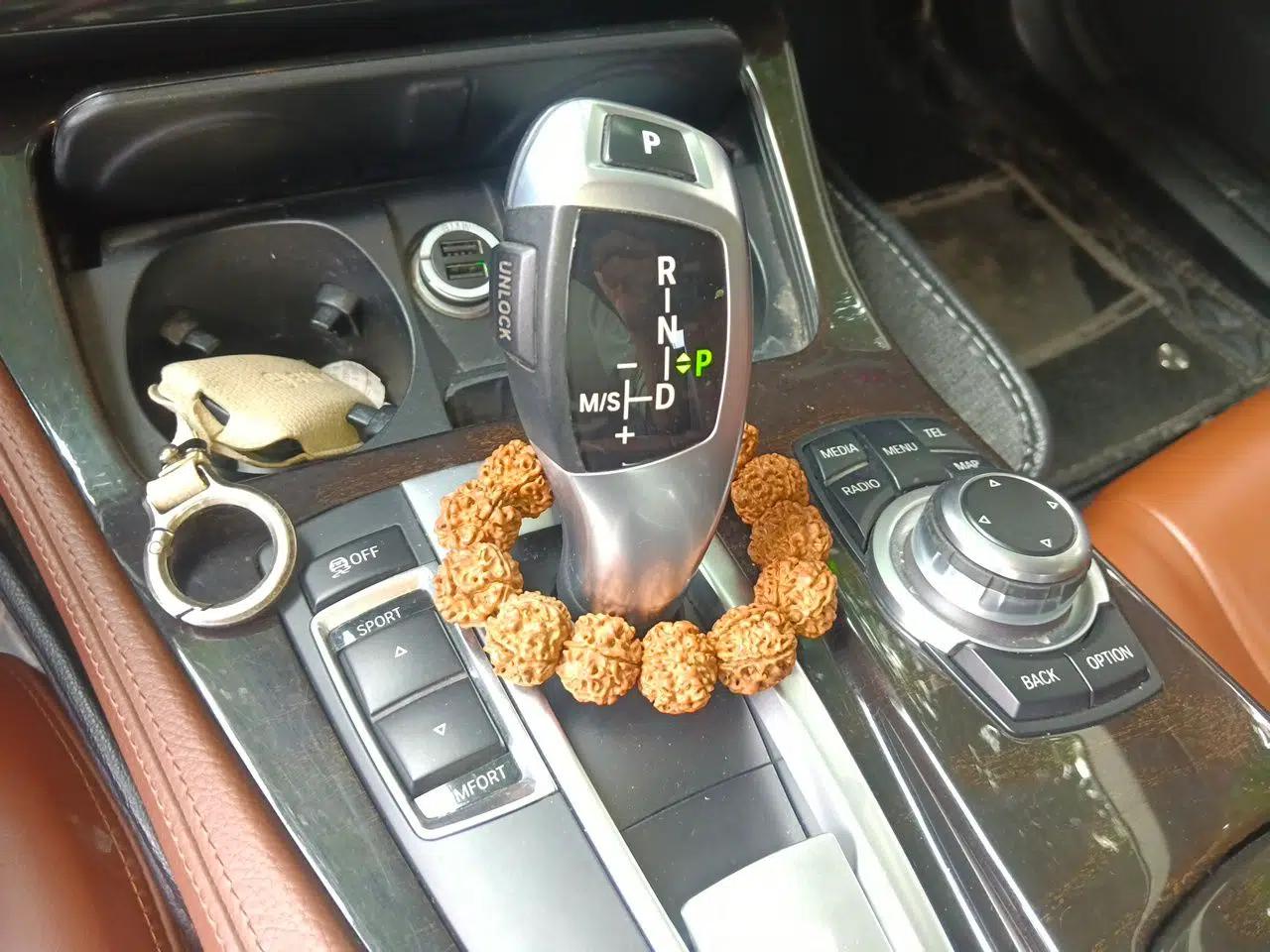 BMW 5 Series 2014 525Li Leading Model — миниатюра 14