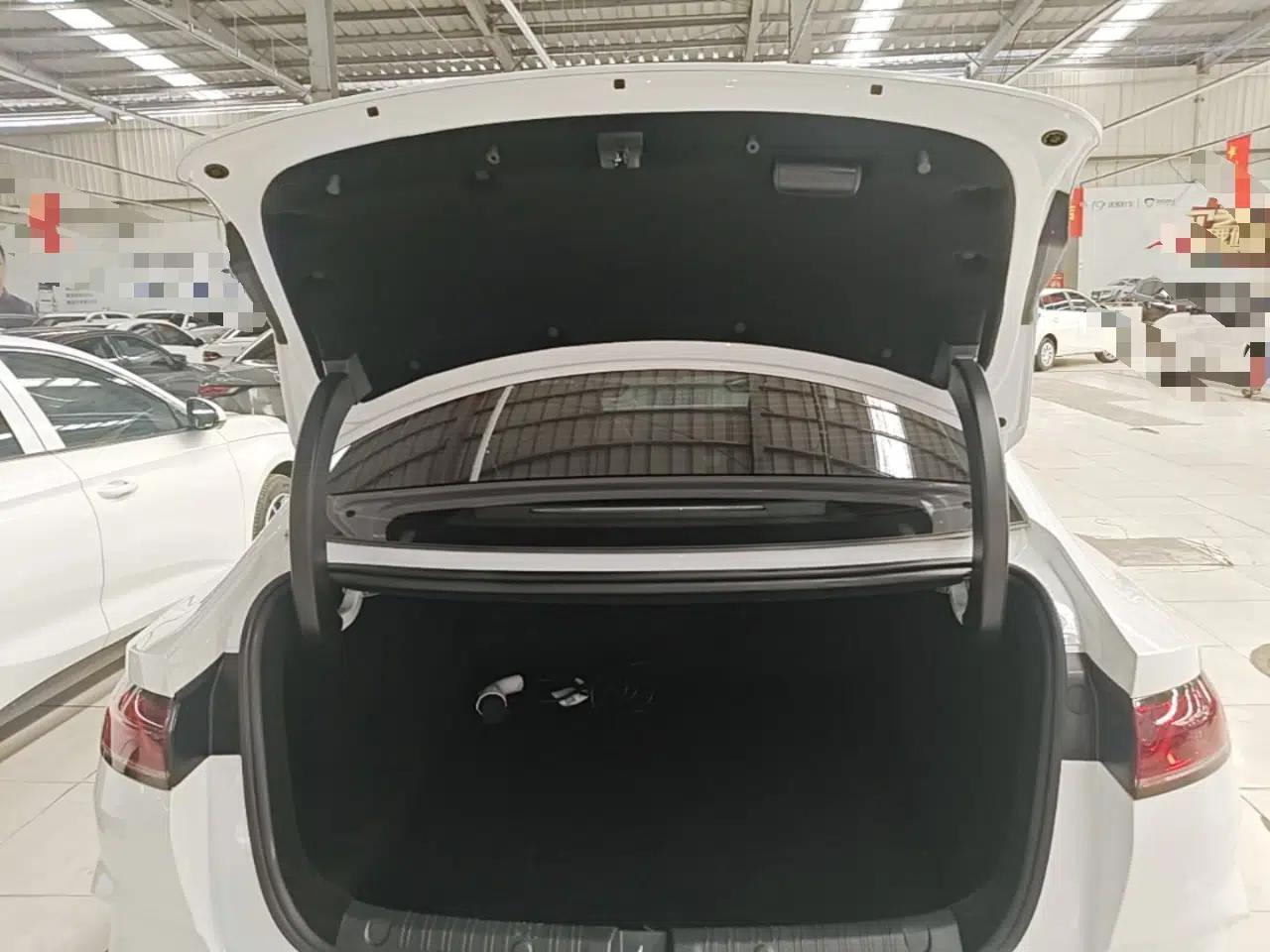 BYD Qin L 2024 DM-i 80KM Leading Model — миниатюра 22