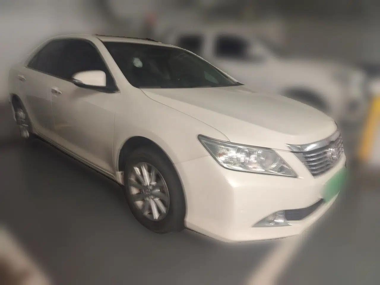 Toyota Camry 2013 2.0G Comfort Edition — миниатюра 3