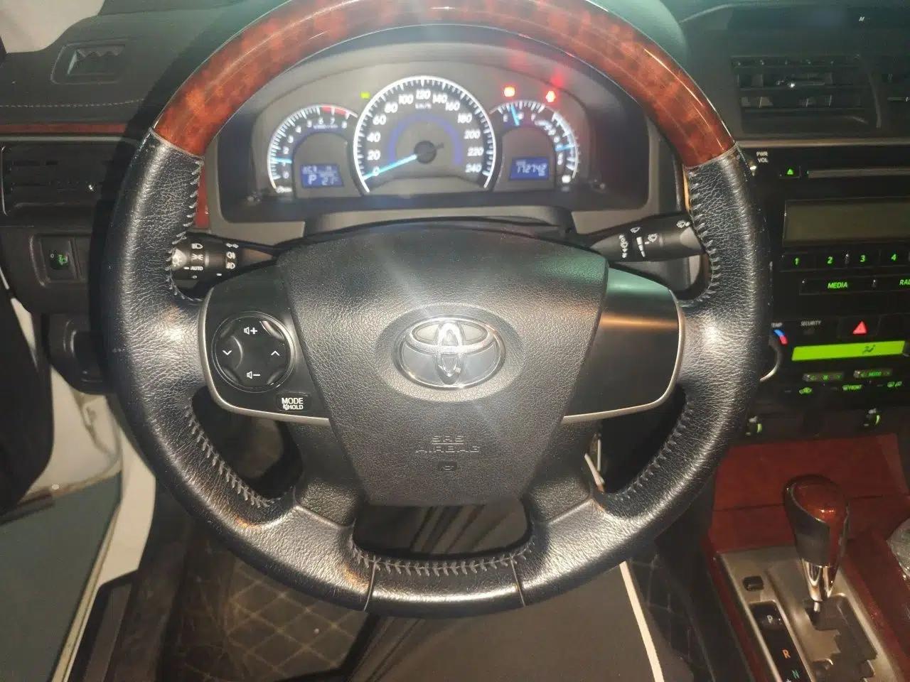Toyota Camry 2013 2.0G Comfort Edition — миниатюра 10