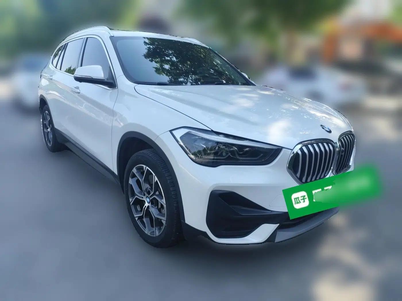 BMW X1 2020 sDrive25Li Leading Model — миниатюра 3