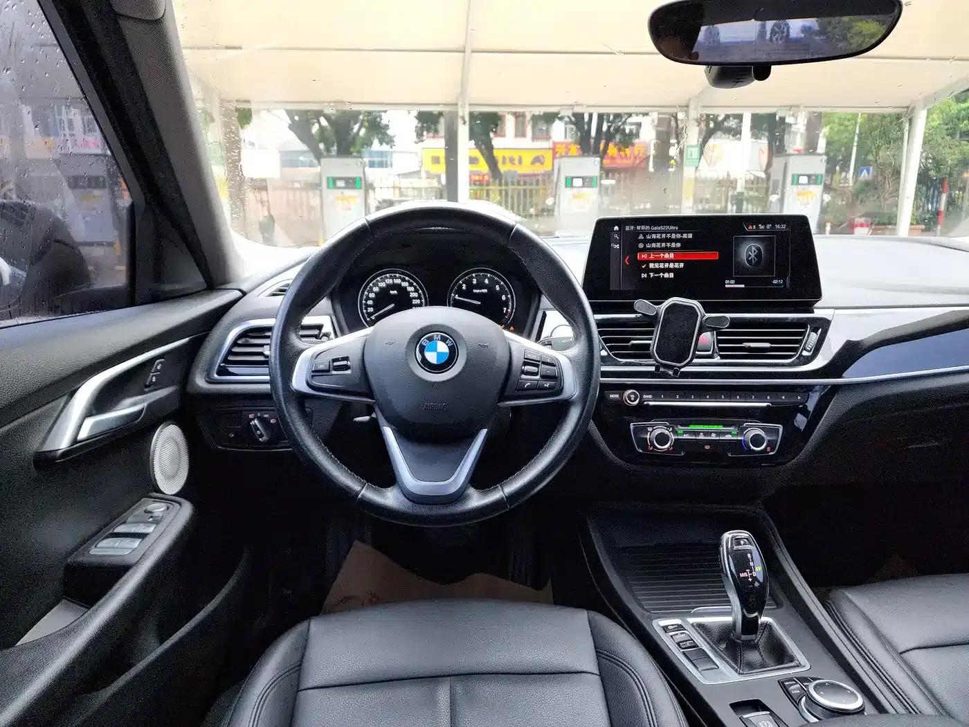 2022 BMW 1 Series 120i M Sport — миниатюра 13