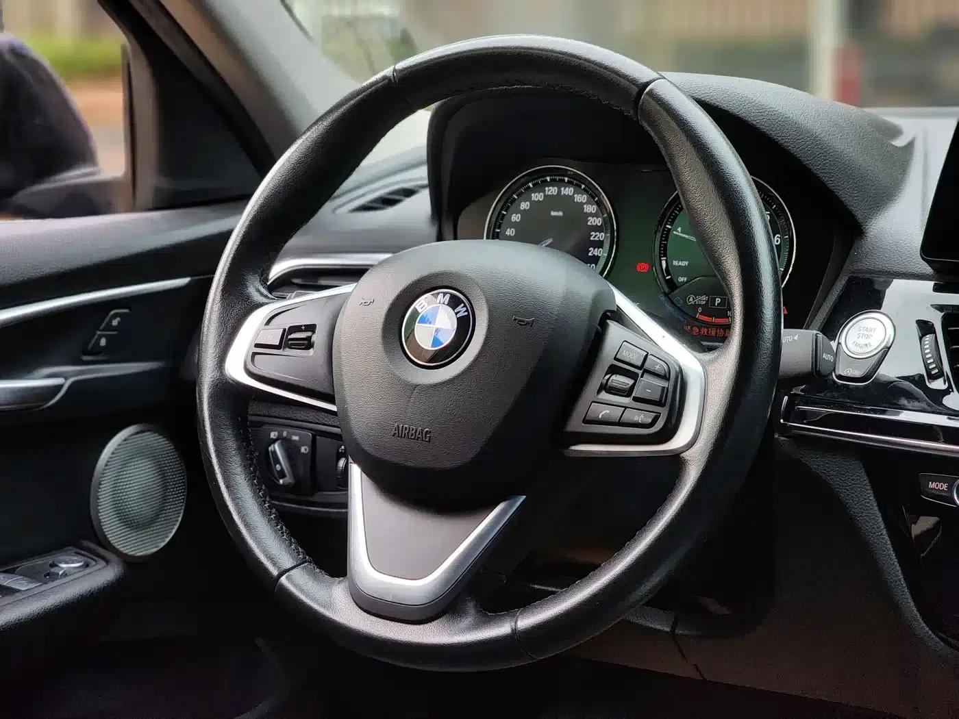 2022 BMW 1 Series 120i M Sport — миниатюра 14