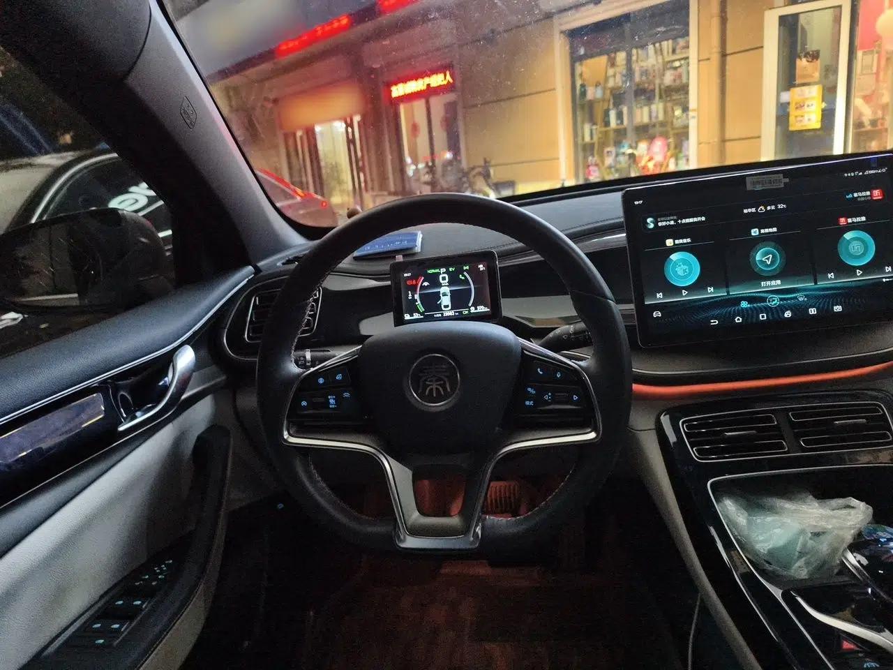 BYD Qin PLUS 2021 DM-i 120KM Flagship Model — миниатюра 10