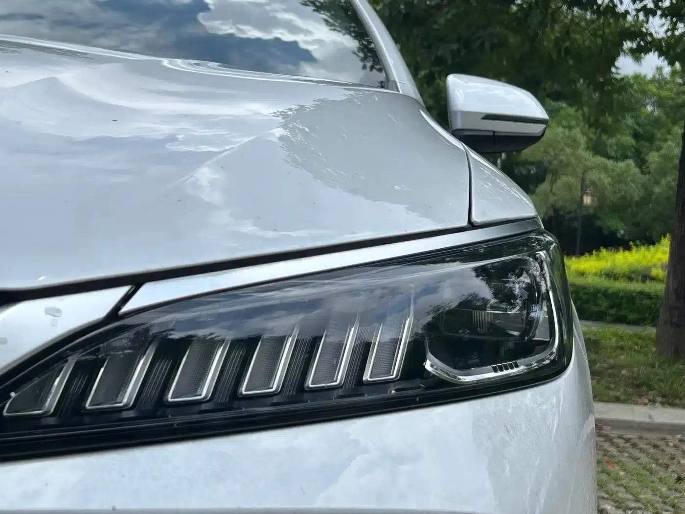 Qin PLUS 2026 DM-i 128KM Progressive Edition — миниатюра 4