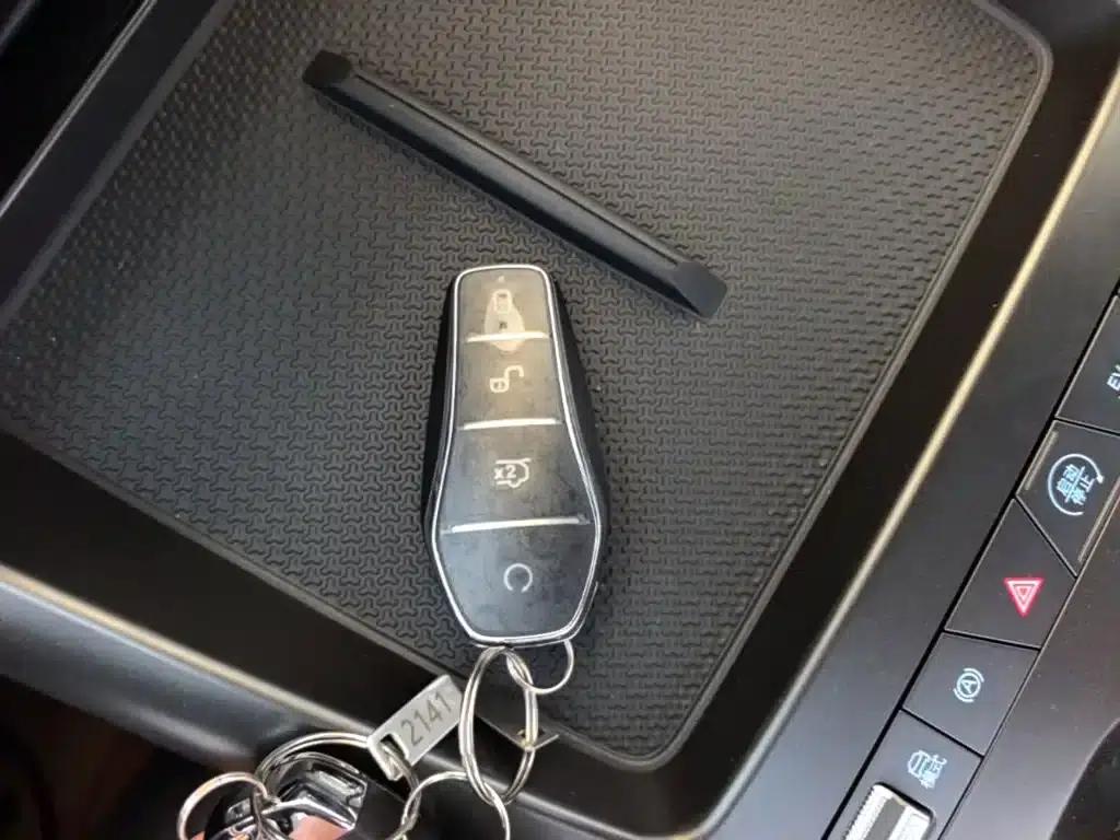 Qin PLUS 2025 DM-i Smart Driving Edition 128KM Progressive Model — миниатюра 9