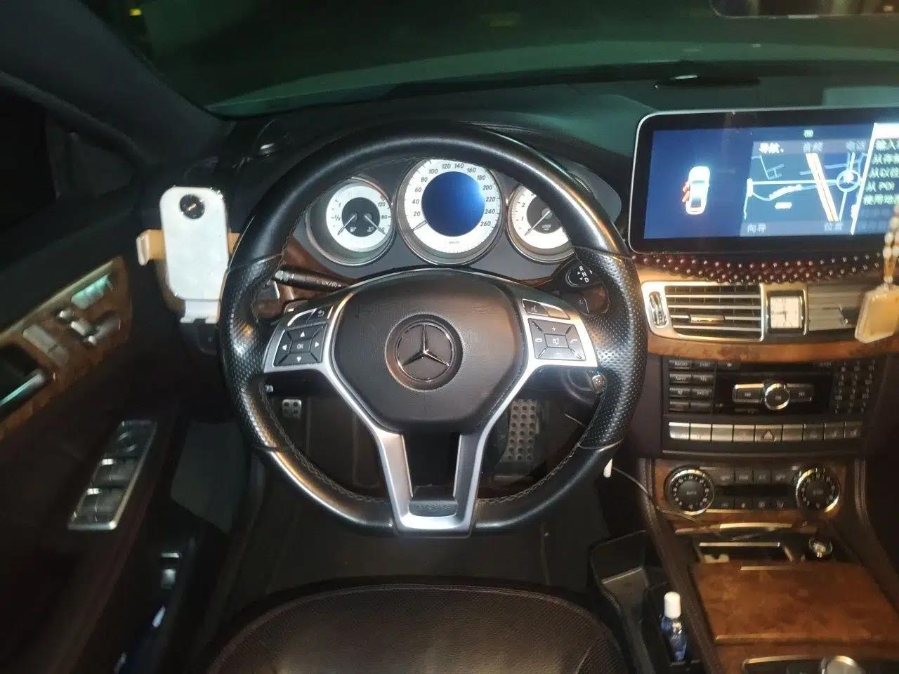 Mercedes-Benz CLS 2012 CLS 350 CGI — миниатюра 10